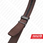 در این مدل سگک ریلی تسمه کمربند از زیر سگک عبور می کند